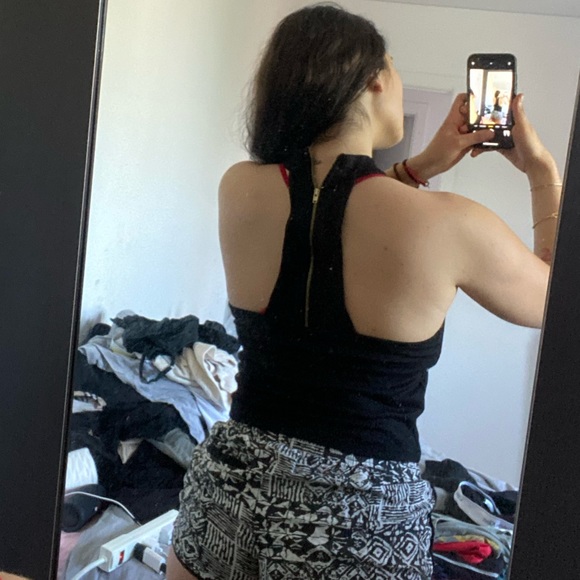 Asymétrique top - Picture 2 of 3